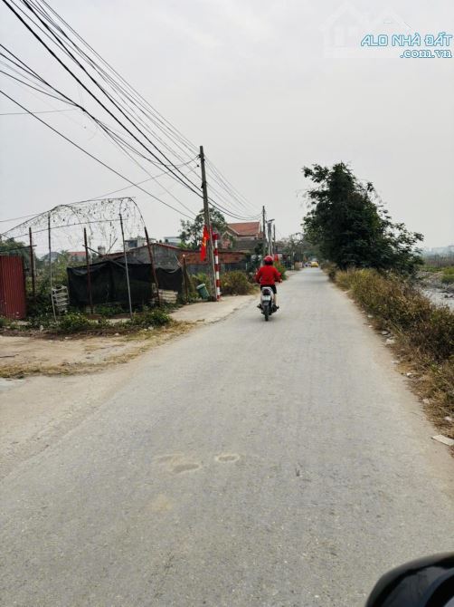 HÀNG HÓT trục chính Đường Đá, Hoa Động, Thuỷ Nguyên giá đầu tư 4.x tỷ. - 1