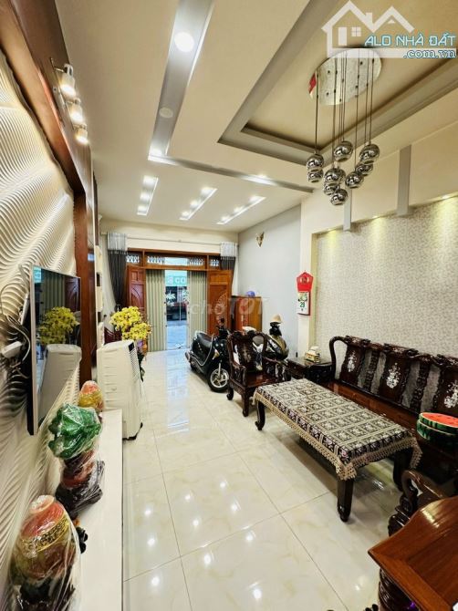 Bán nhà HXH 10m Thân Nhân Trung. P13, DT: 4.2 x 19m, 4 Tầng - 12.9 tỷ TL - 1