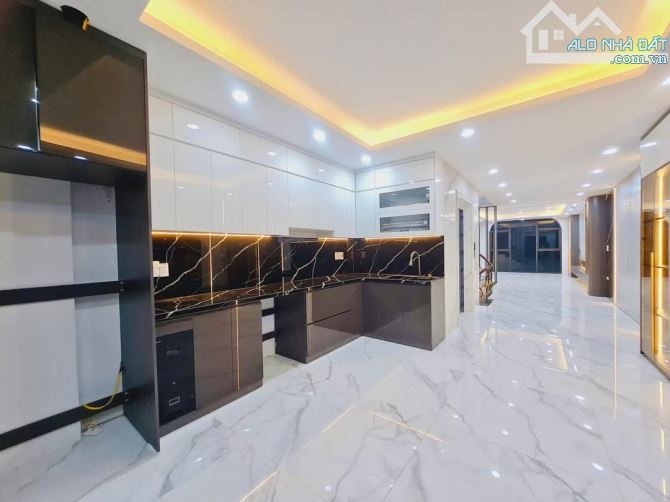 Bán nhà đường tam Trinh 130m2*6t thang máy hai thoáng giá  24,5 tỷ ô tô kinh doanh - 1