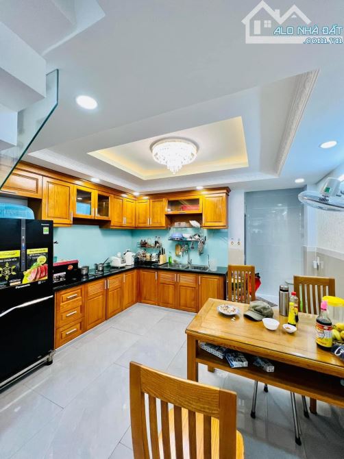 ĐÓN TẾT! Bán Nhà Đẹp 4 Tầng Xe Hơi Thông Sư Vạn Hạnh, 46m2, 9 Tỷ - 1