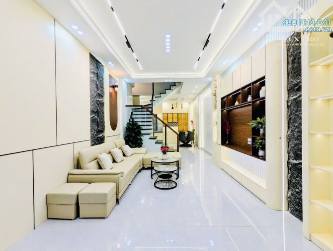 Nhà 4 tầng 50m2 lô góc  siêu đẹp tại 143 Tôn Đức Thắng -Lê Chân giá chỉ 4,09 tỷ. - 1