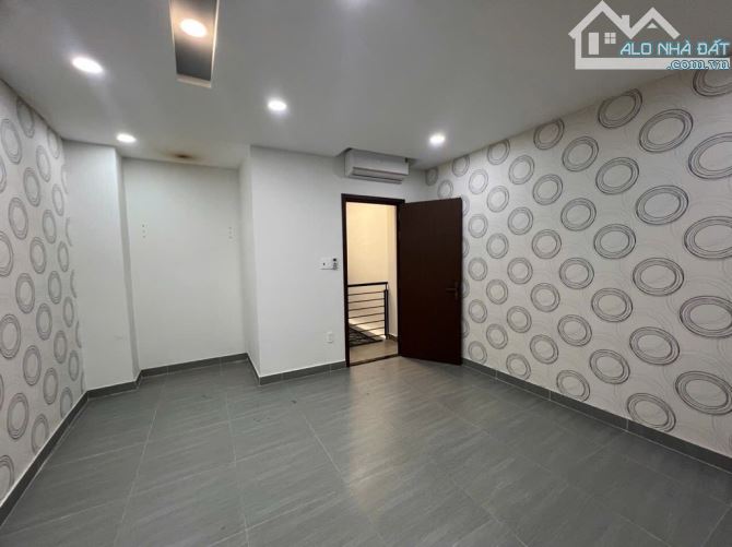 BÁN NHÀ ĐẸP BÌNH TÂN - KHÔNG LỘ GIỚI - SÁT MÃ LÒ - HXT 6M - 66M² - 3 LẦU - GIÁ 5.5TỶ TL. - 1