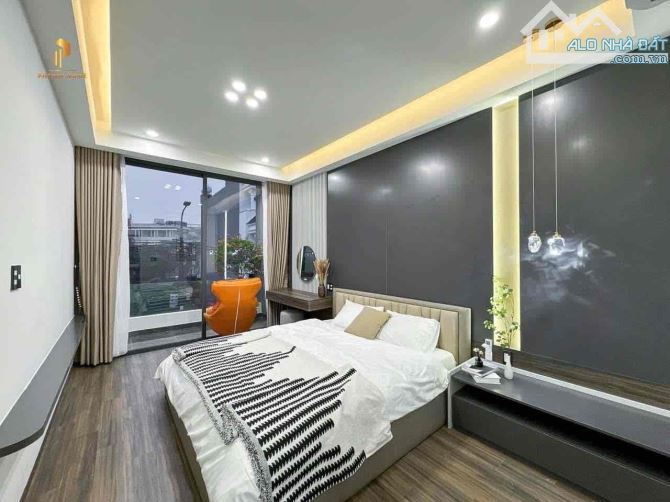 SIÊU PHẨM NHÀ ĐẸP HOÀ XUÂN - 3 TẦNG KIÊN CỐ - 100M2 - GẦN TRƯỜNG, GẦN CHỢ, GẦN UBND PHƯỜNG - 1