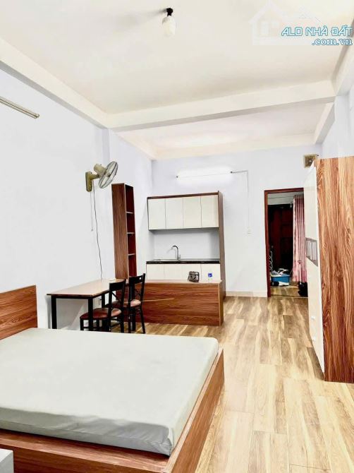 HÀNG HIẾM ! CHDV gần NGUYỄN VĂN LINH, DÒNG TIỀN 28TR/th - 67m² 3 TẦNG 7 căn - 1