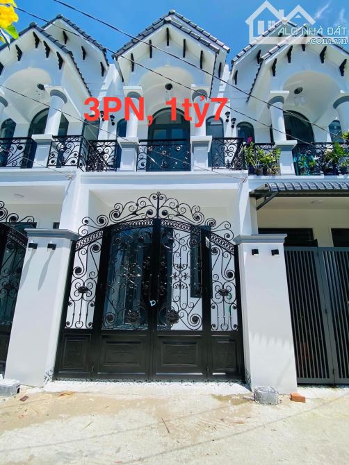 NHÀ TRỆT LỮNG HIỆN ĐẠI XÂY MỚI 3PN LỚN LỘ Ô TÔ TỚI NHÀ- GẦN TRUNG TÂM Đ.NGUYỄN VĂN LINH