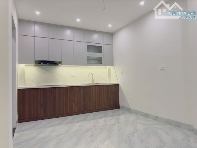 4 TẦNG - 70M2 - TRUNG TÂM THANH TRÌ  4 T.Y - 2