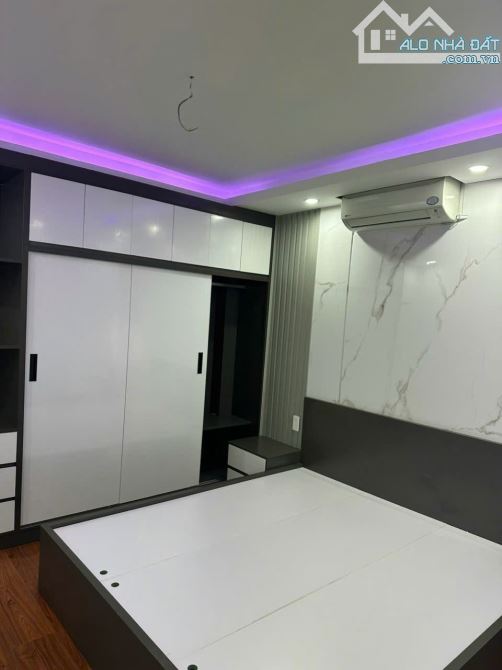 CHO THUÊ NHÀ VĂN CAO, 60M2,4 TẦNG, 5 NGỦ KHÉP KÍN, MỚI TINH 25 TRIỆU - 2