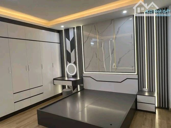 QUÁ RẺ!!!! Nhà phố Vạn Phúc Hà Đông, 40m2 5 tầng, chỉ 6.x tỷ, gần ô tô, kinh doanh - 2