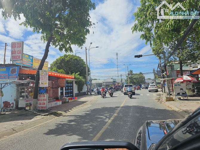 Đất mặt tiền đường Nguyễn Thành Phương - P.Thống Nhất - 2