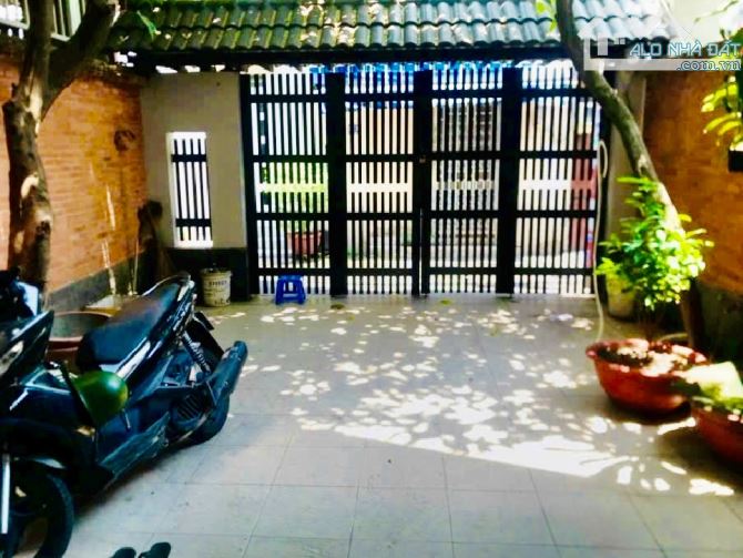 Bán nhà hẻm 656 Quang Trung, 105m2, hẻm xe hơi, Gò Vấp, 3 tầng, 7.x tỉ - 2