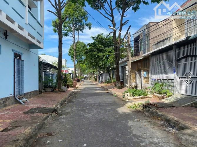 Siêu Phẩm Bán nhanh Căn nhà Ở Trung Chánh Hóc Môn  89m2 SỔ HÔNG RIÊNG 880triệu bao phí - 2