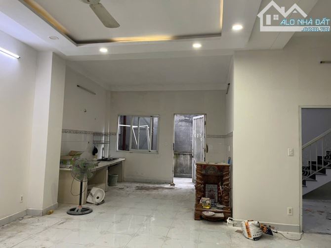 Mặt Tiền Phan Văn Hơn Diện tích lớn 307m2 giá chỉ hơn 60 triệu MV. - 2