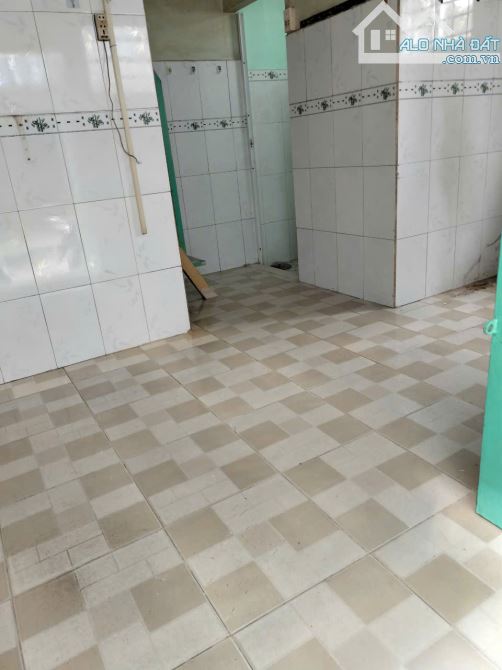 BÁN NHÀ 2 TẦNG SÁT MẶT TIỀN HẬU GIANG 36M2 GIÁ NHỈNH 2 TỶ - 2