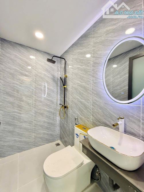 KHU PHAN XÍCH LONG- PHÚ NHUẬN- 85m(5mx17m)- 4 TẦNG- chỉ 7 TỶ 3 - 2