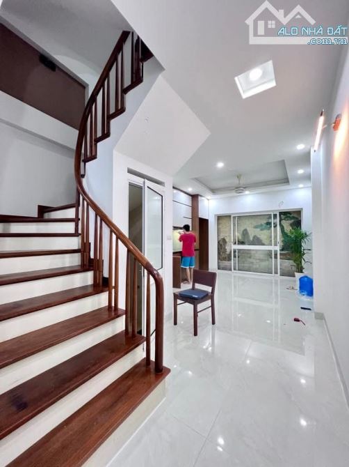 BÁN NHÀ NGÕ NGÁCH ĐỀU RỘNG, PHỐ TÂY SƠN, ĐỐNG ĐA DT 35M2. - 2