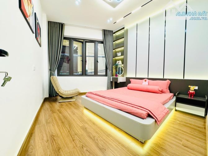 BÁN NHÀ 38M LÔ GÓC - NGÕ THÔNG KINH DOANH - VF3 ĐỖ TRONG NHÀ -7,5 tỷ - 2