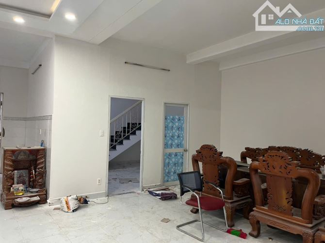 Mặt Tiền Phan Văn Hơn Diện tích lớn 307m2 giá chỉ hơn 60 triệu MV. - 3