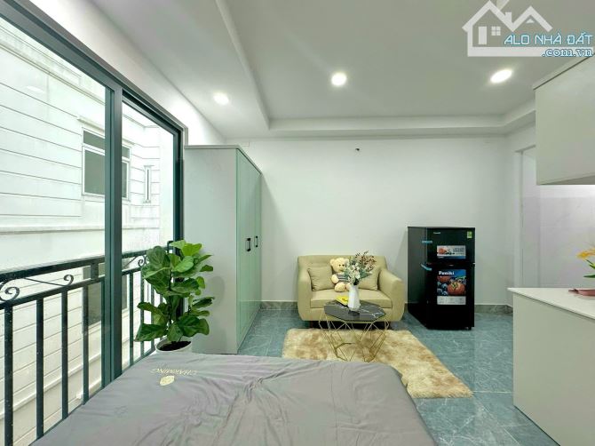 CHDV ngay ĐH Công Nghiệp 4 - 100m2 - 5 tầng có THANG MÁY - 13PN - HĐ thuê 60tr - 11 tỷ TL - 3