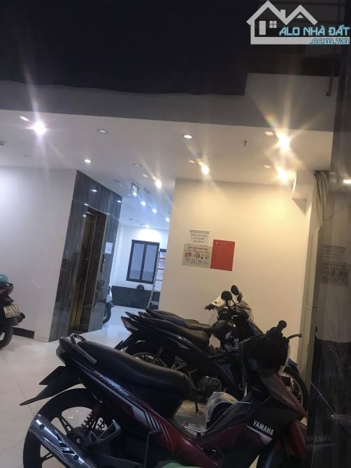 Bán tòa căn hộ dòng tiền 100 triệu/tháng DT 85m, 7 tầng phố Pháo Đài Láng - 4