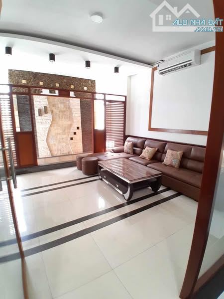 Bán Nhà Mặt Tiền Nguyễn Hữu Thọ-Sát Phan Đăng Lưu-Kiến Trúc Hiện Đại - 4