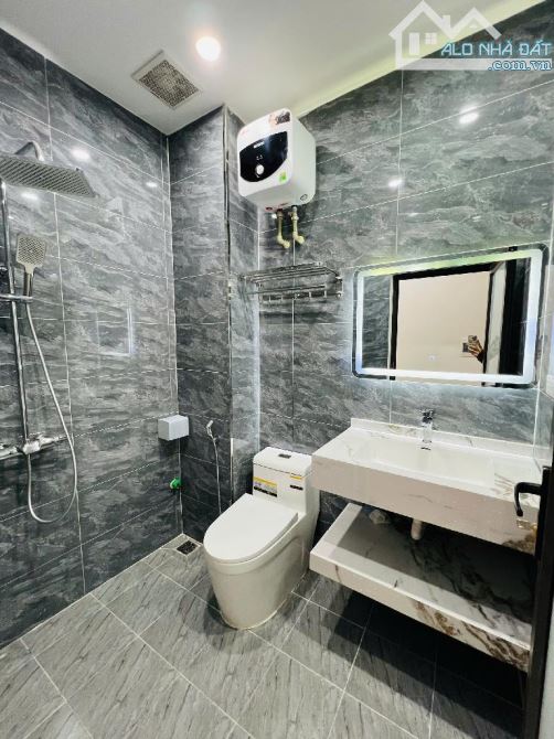 NHÀ NGÕ RỘNG NGÁCH NÔNG PHỐ CỰ LỘC QUẬN THANH XUÂN DT HƠN 30M2 - 5