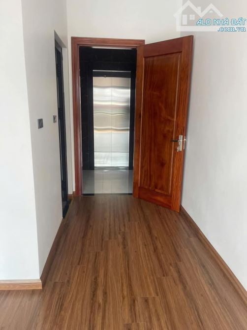 QUANG TRUNG HÀ ĐÔNG Ô TÔ TRÁNH - VỈA HÈ - KINH DOANH -50M  7 TẦNG THANG MÁY. GIÁ HƠN 14 TỶ - 5