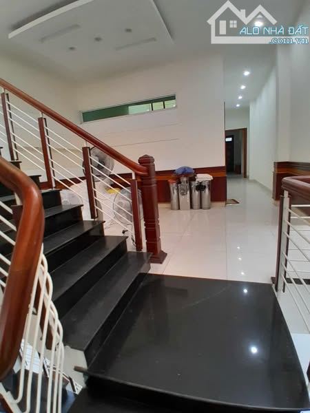 Bán Nhà Mặt Tiền Nguyễn Hữu Thọ-Sát Phan Đăng Lưu-Kiến Trúc Hiện Đại - 5