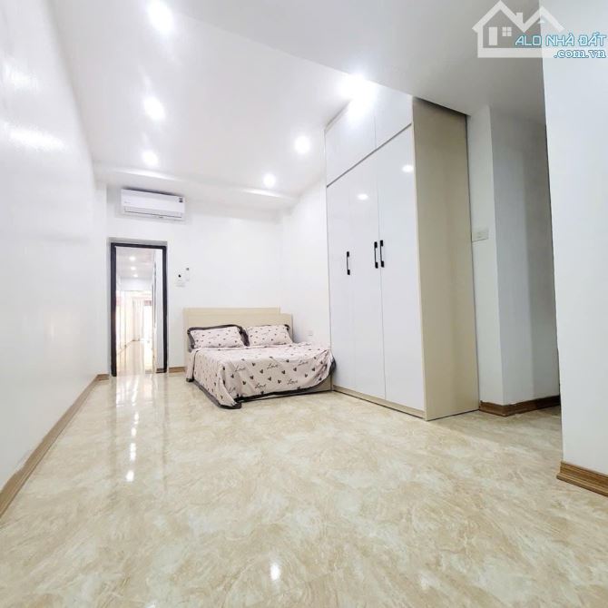 BÁN NHÀ TẬP THỂ MAI DỊCH TẦNG 1 KINH DOANH TUYỆT VỜI .120 M2 GIÁ 4.. Tỷ . - 5