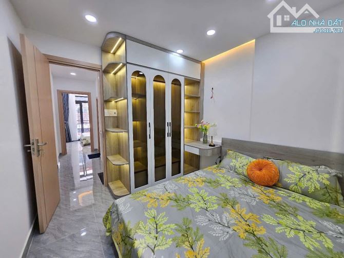 NHÀ MỚI-2TẦNG-37M2 ĐẤT -GẦN CÁC TRƯỜNG ĐẠI HỌC LỚN .THUẬN TIỆN GIAO THÔNG - 6