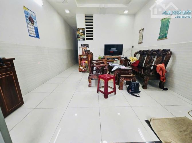 Nhà 2 tầng Mặt tiền kinh doanh Hẻm 409 Huỳnh Thị Hai, TCH, Q12, dt 45,4m2 (3,9mx14m) 4,23t - 8