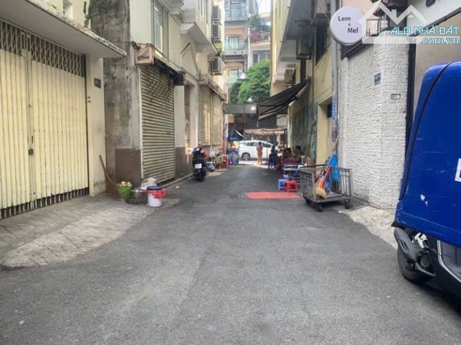 Bán nhà 62m2 4x16m đường Lê Thị Riêng p, Bến Thành quận 1 chỉ nhỉnh 17 tỷ - 8