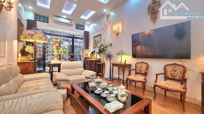 Bán nhà Nguyên Xá, Bắc Từ Liêm, 6 tầng - thang máy, ô tô đỗ. 35m2 giá 7.3 tỷ