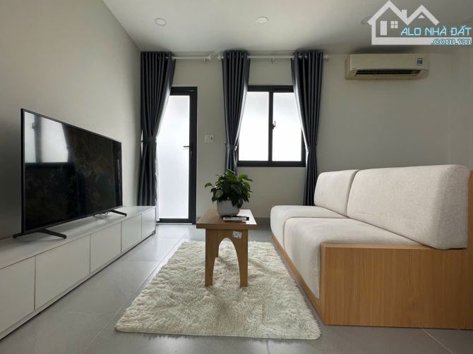 Cho Thuê Căn Hộ 1PN Ban Công Full Nội Thất Quận 3 PENTHOUSE