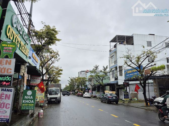 Cần tiền bán rẻ lô đất Bùi Tấn Diên đường 10,5m tặng nhà tiền chế 2 tầng