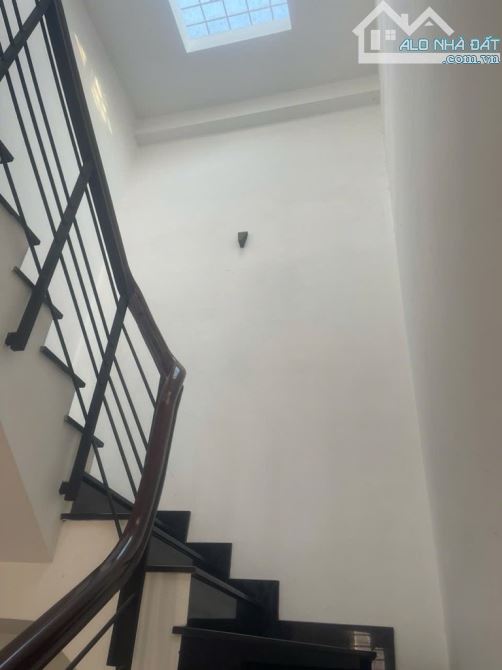 Bán Nhà 2 Tầng ( 5 x 15 ) Gần Lê Văn Thịnh, Cát Lái , Quận 02 , Chỉ 6.4 Tỷ