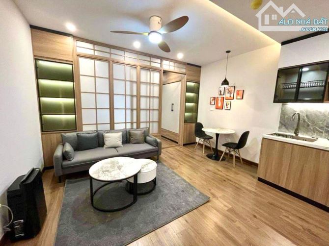 TÒA APARTMENT XÂY MỚI 95/100M x 8T, Ô TÔ ĐỖ CỬA, NGUYỄN KHANG,CẦU GIẤY, 32.9 TỶ