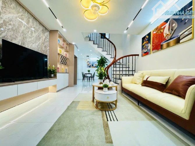 CHỦ THIỆN CHÍ BÁN NHÀ ĐẸP HOÀNG HOA THÁM, 45M2, HƠN 6 TỶ - 1