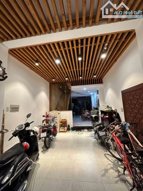 Bán nhà 4 tầng 4x18 đẹp full nội thất, KDC Tân Quy Đông Q7, nhỉnh 13T - 1