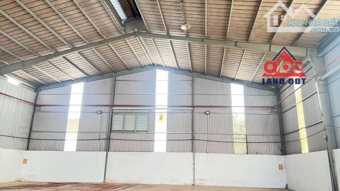 Cho thuê xưởng 1.800m2 P. Trảng Dài Biên Hòa Đồng Nai - 1