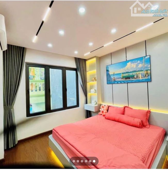 Bán nhà Đông Dư, đường Giáp Hải 35m, ngay gần Vin và Eco park, xách vali đến là ở - 2