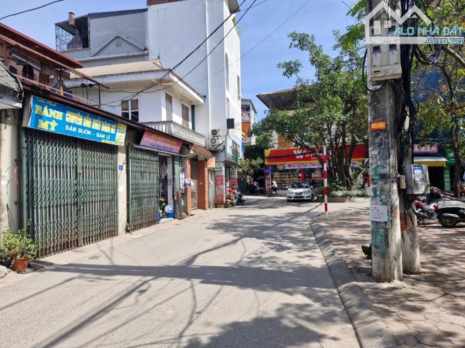 Mặt Phố Phú Diễn Vỉa Hè Ô tô tránh Kinh Doanh Ngày Đêm 110m 23.x tỉ - 2