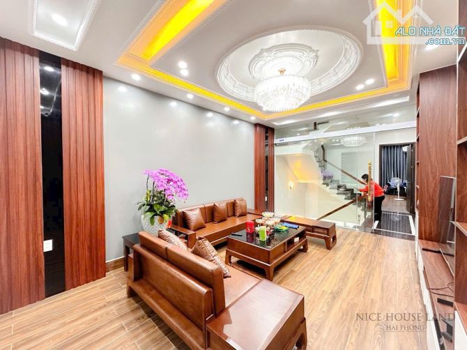 🏛️ Nhà đẹp 60m2x4 tầng độc lập xây mới tại tuyến tại 2 Lê Hồng Phong. - 3