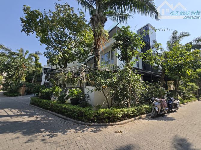 Bán Biệt Thự Palm Garden 205m² - Mặt Tiền 11m, Việt Hưng, Long Biên - 3