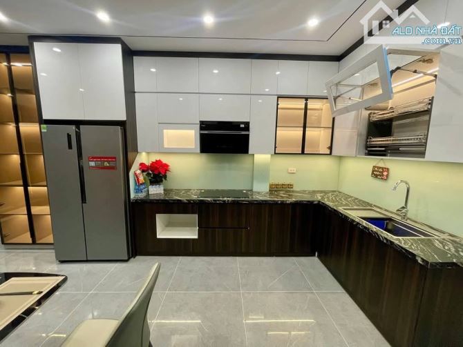 BÁN NHÀ QUANG TRUNG - HÀ ĐÔNG - 32M - 4T - PL - OTO - NHỈNH 6 TỶ. - 4