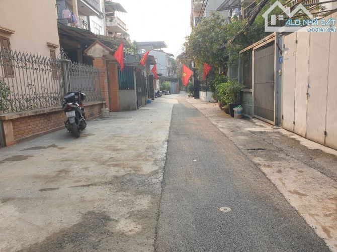 Bán nhà AN DƯƠNG VƯƠNG, DT:80m2, MT: 5m, Giá: 20.9tỷ, Mặt Ngõ ô tô tránh. - 4