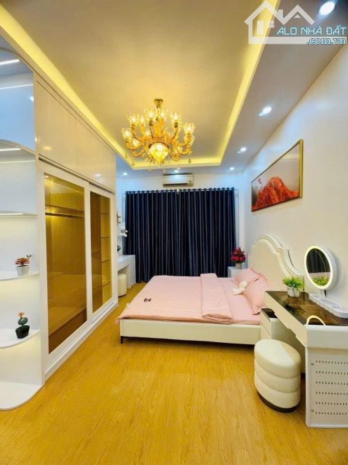 Bán nhà Khâm Thiên 32m2 nhà đẹp đủ nội thất ngõ thông ở ngay 6.6 tỷ - 4