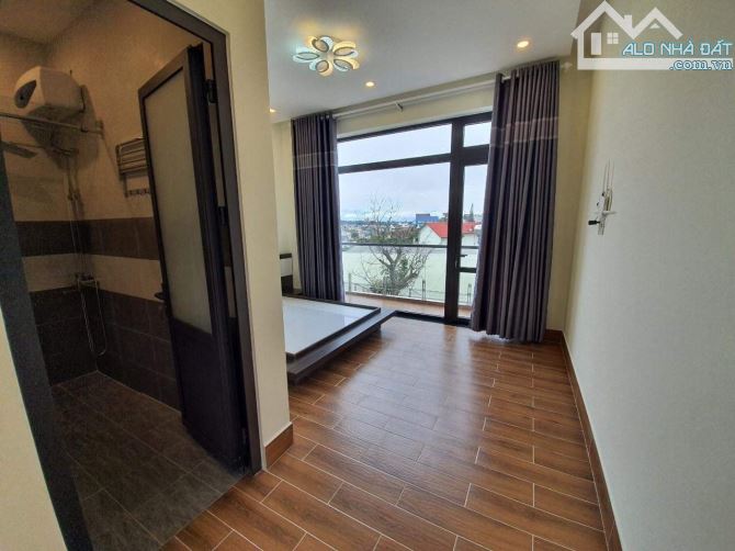 Villa Trần Quang Khải. P8. 175m2. Ngang 12m. 3 Tầng. 4PN. Giá 12,5 Tỷ TL - 4