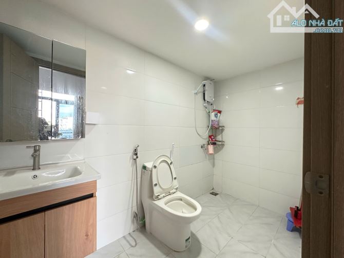 Duplex Ban Công, 38m2, Ngay Đại Học Tôn Đức Thắng, Lotte Mart, Sunrise City Quận 7 - 5