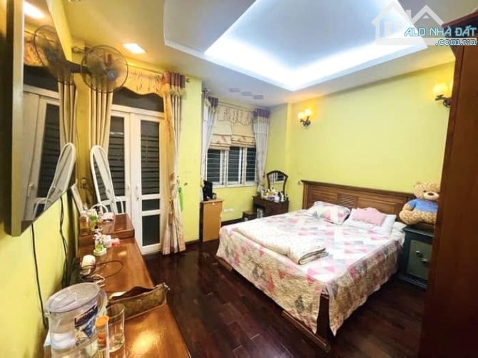 BÁN NHÀ MỄ TRÌ THƯỢNG - DÂN XÂY - 20M RA PHỐ - FULL NỘI THẤT - 55M2 - 5 TẦNG - GIÁ 9.7 TỶ - 5