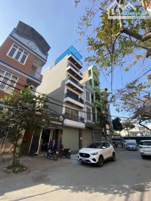 BÁN NHÀ PHÂN LÔ VỈA HÈ KINH DOANH. THỊNH LIỆT QUẬN ỦY HOÀNG MAI